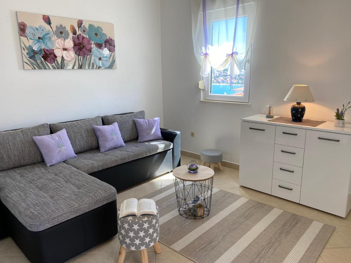 Apartment Tihana Trogir Exterior photo